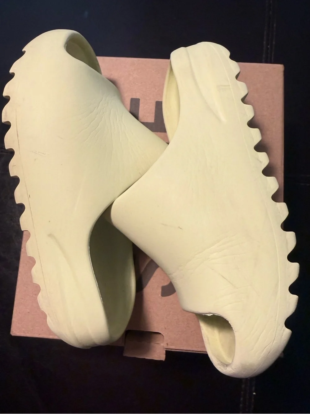Yeezy Kids Foam Slide Sandals - Glow Green Size 13K